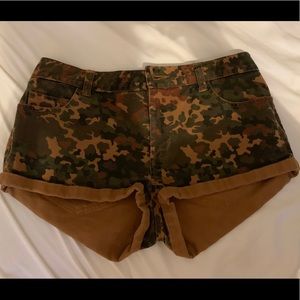 Obey propraganda short shorts